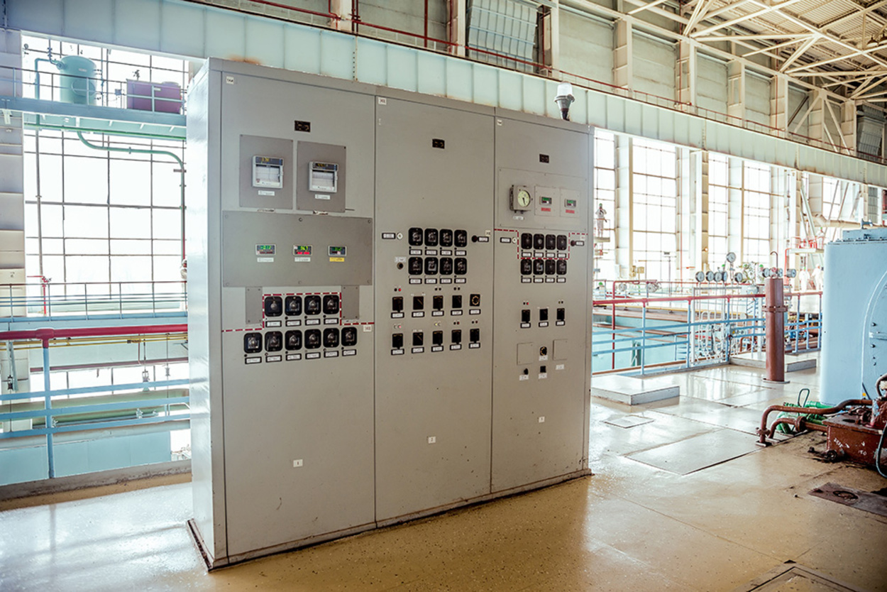 Schalt­anlagen­bau bei Muster Elektro in Musterstadt